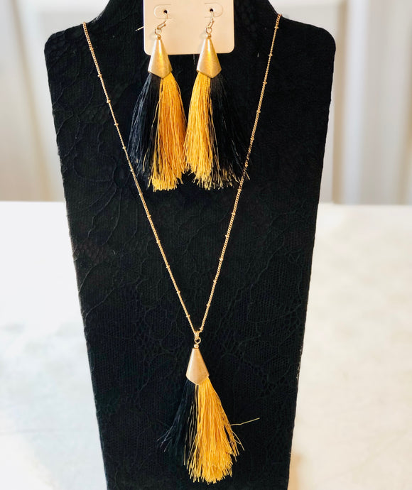 Black & Gold Necklace and Earrings Set