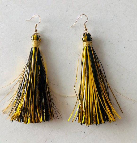 Sale: Tinsel Tassel Black and Gold