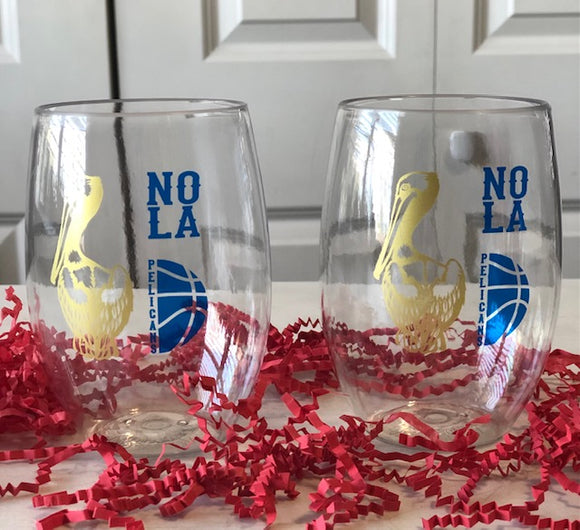 New Orleans Pelican Wine Glass